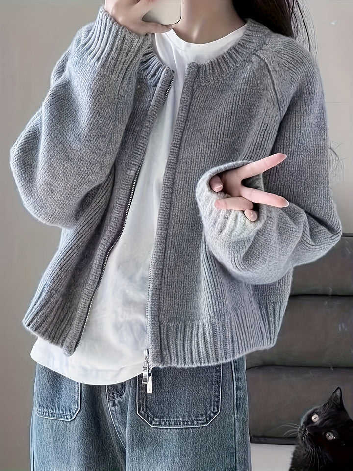 AMIRA™ | Cozy & Versatile Cardigan